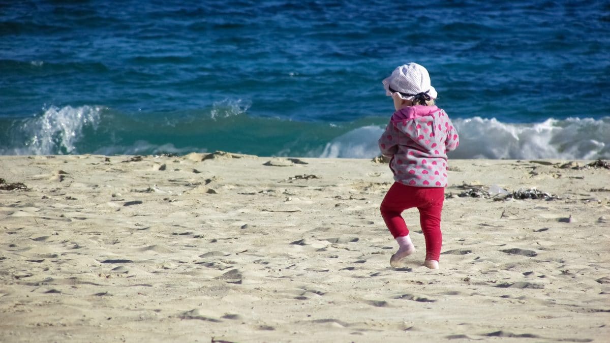 When Can Babies Wear Sunscreen? (Parental Guide) Extra Surprise